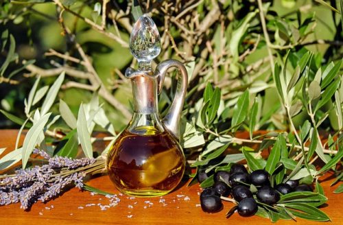 オリーブオイル olive-oil-1596417_640